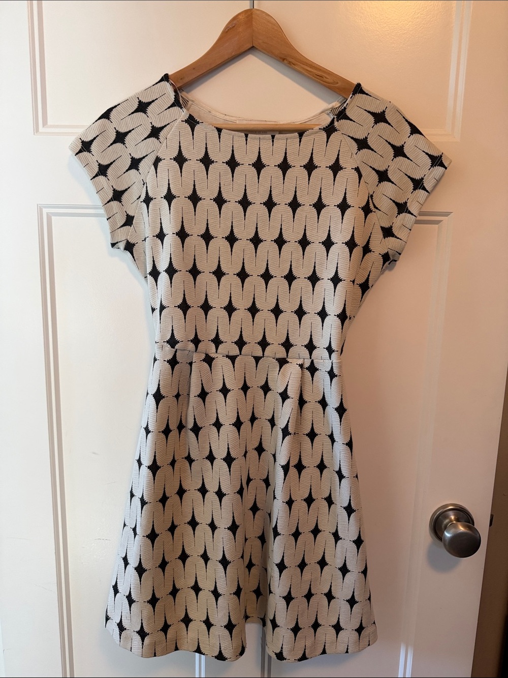 Renee C. Black and White Geometric Fit-and-Flare Tunic Dress